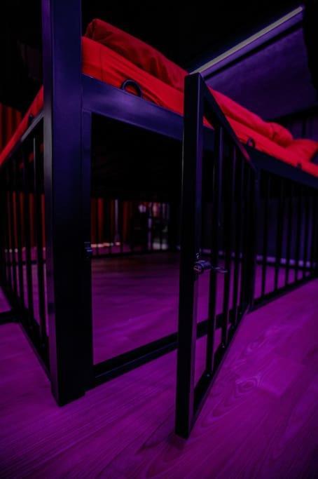Bdsm Apartman V Bratislave -Adults Only Братислава Экстерьер фото